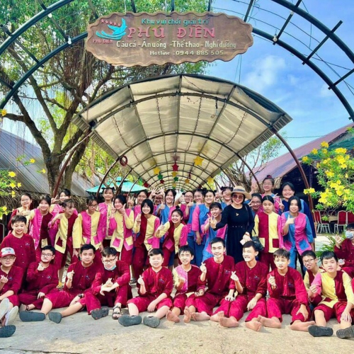 Cùng Nhau Vui Chơi Mùa Đông Tại Phú Điền