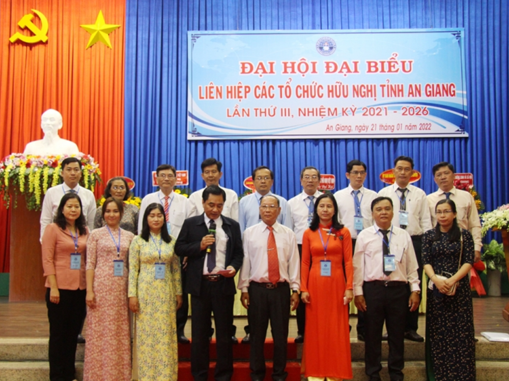 Về chúng tôi
